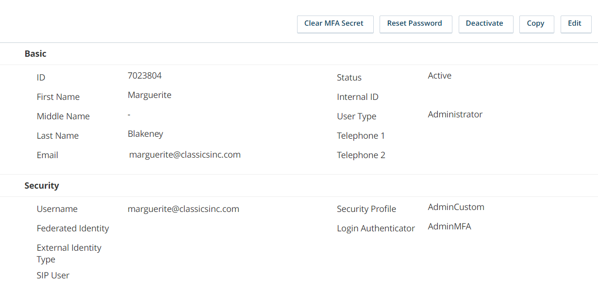 CXone 中的員工記錄，顯示「清除 MFA 密碼」按鈕